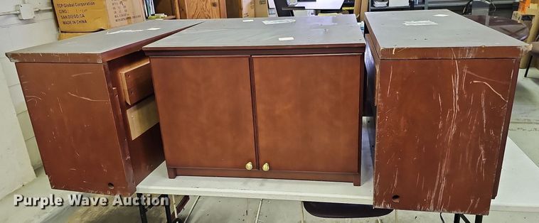 image for item MC9718 Office furniture