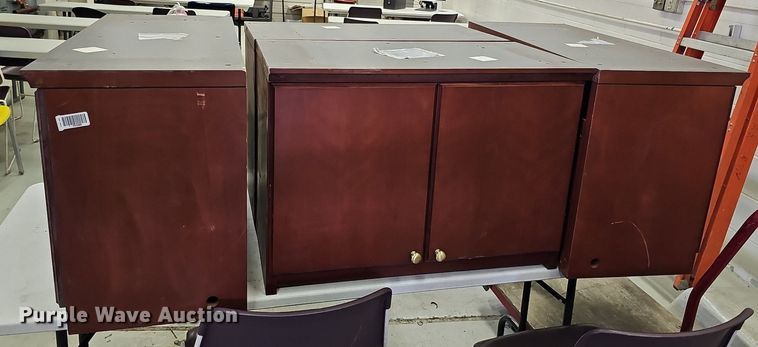 image for item MC9718 Office furniture