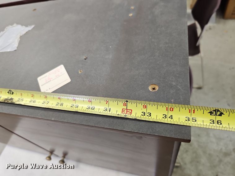 image for item MC9718 Office furniture