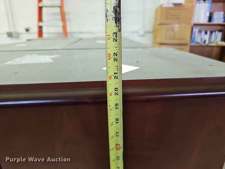 image for item MC9718 Office furniture