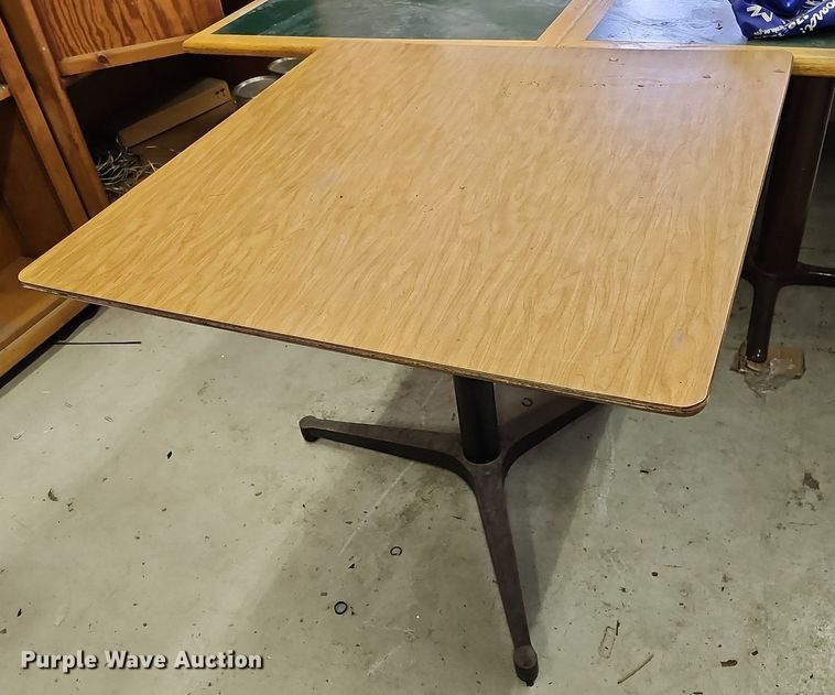 image for item MC9718 Office furniture