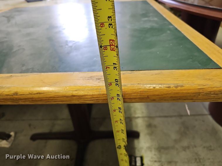 image for item MC9718 Office furniture