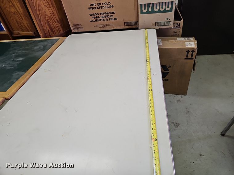 image for item MC9718 Office furniture