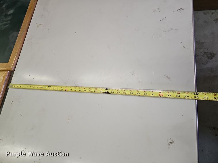 image for item MC9718 Office furniture