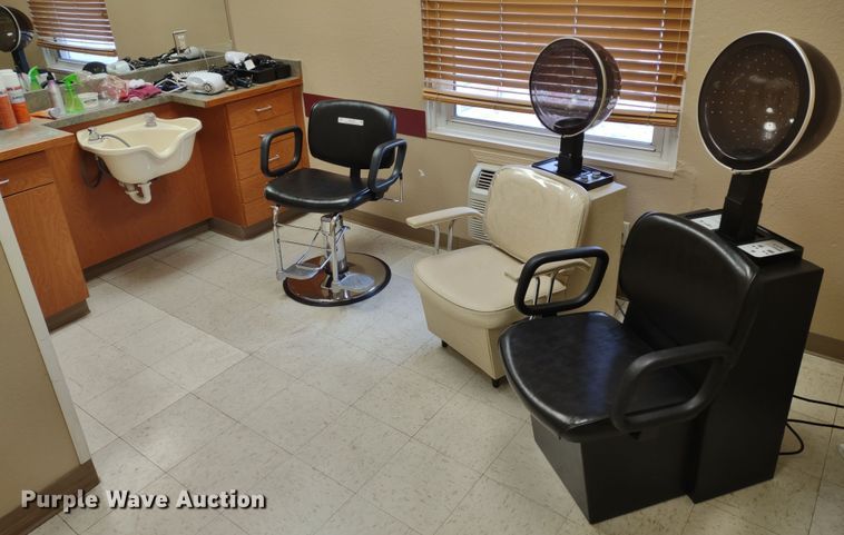 image for item MD9369 Salon equipment