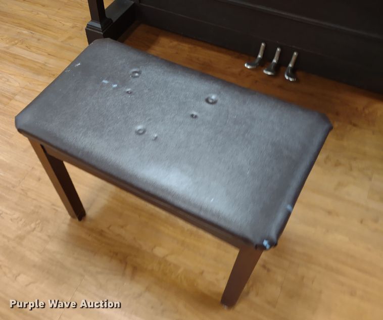 image for item MD9497 Washburn  piano