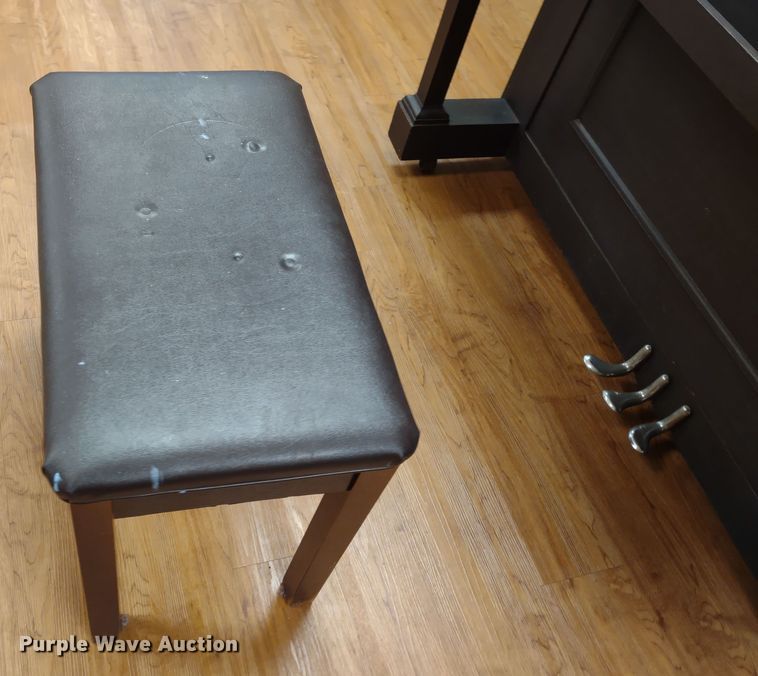 image for item MD9497 Washburn  piano