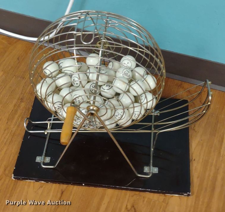 image for item MD9501 Santa Anita  MCF-75  bingo flashboard