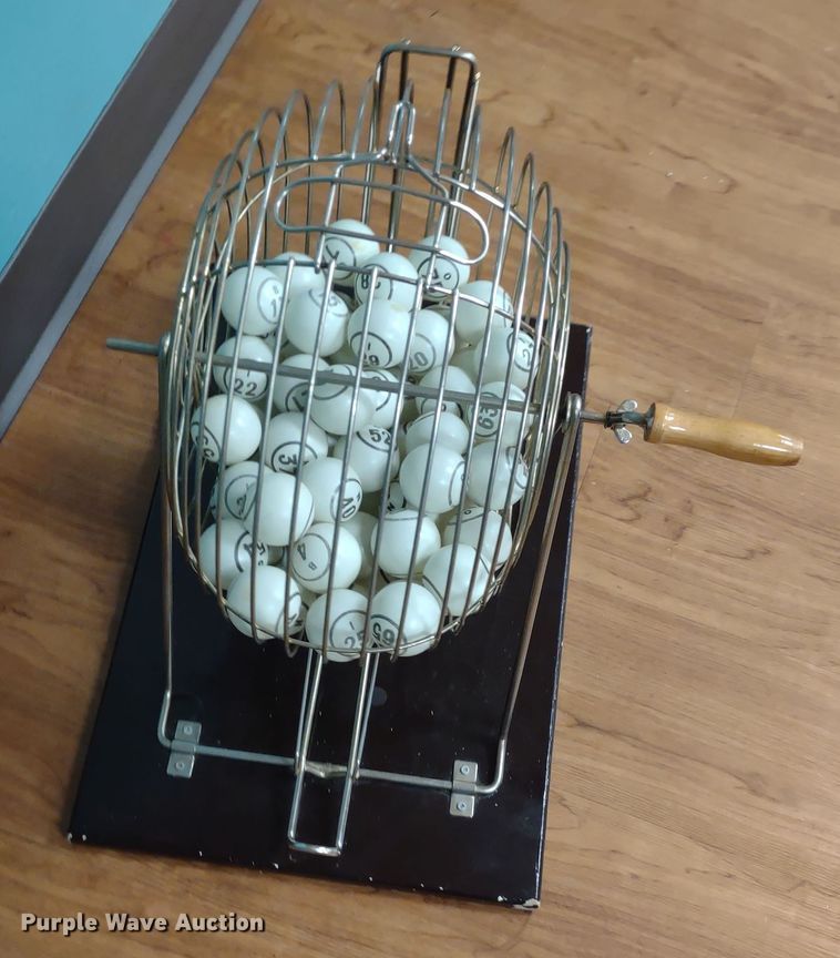 image for item MD9501 Santa Anita  MCF-75  bingo flashboard