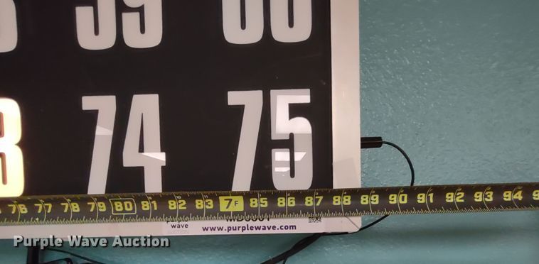 image for item MD9501 Santa Anita  MCF-75  bingo flashboard