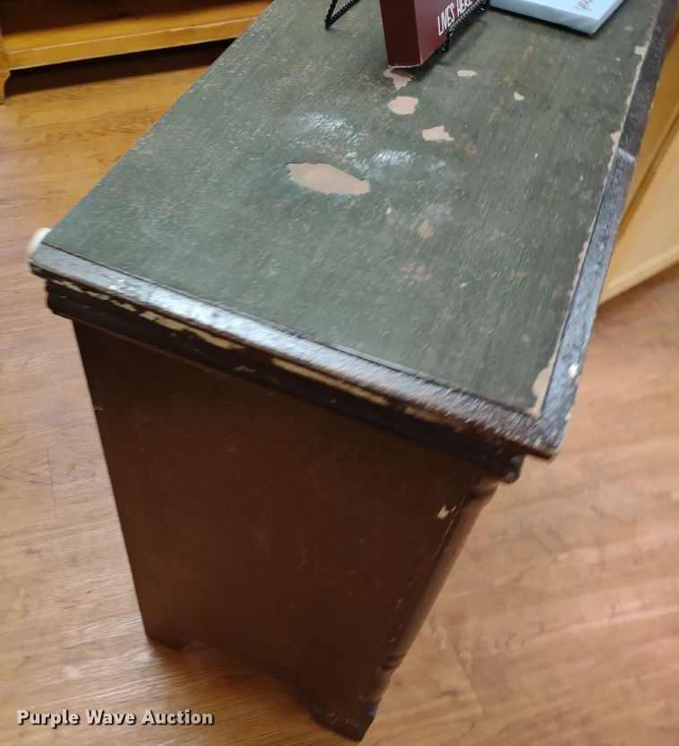 image for item MD9502 Furniture