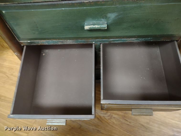 image for item MD9502 Furniture