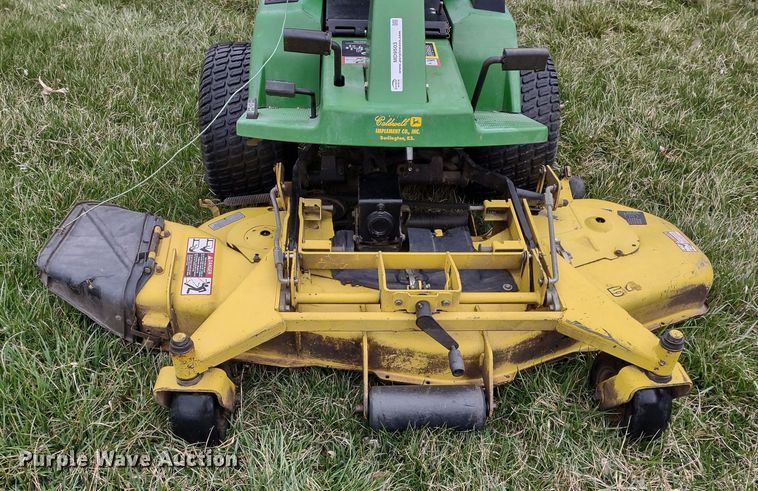 image for item MD9503 John Deere F725  lawn mower