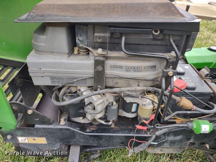 image for item MD9503 John Deere F725  lawn mower