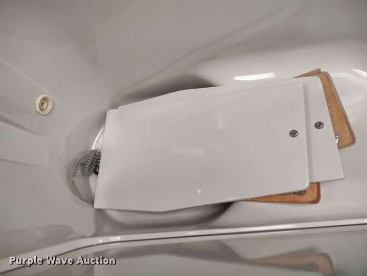 image for item MD9507 Aurora A4600STL  bath tub