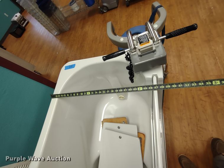 image for item MD9507 Aurora A4600STL  bath tub