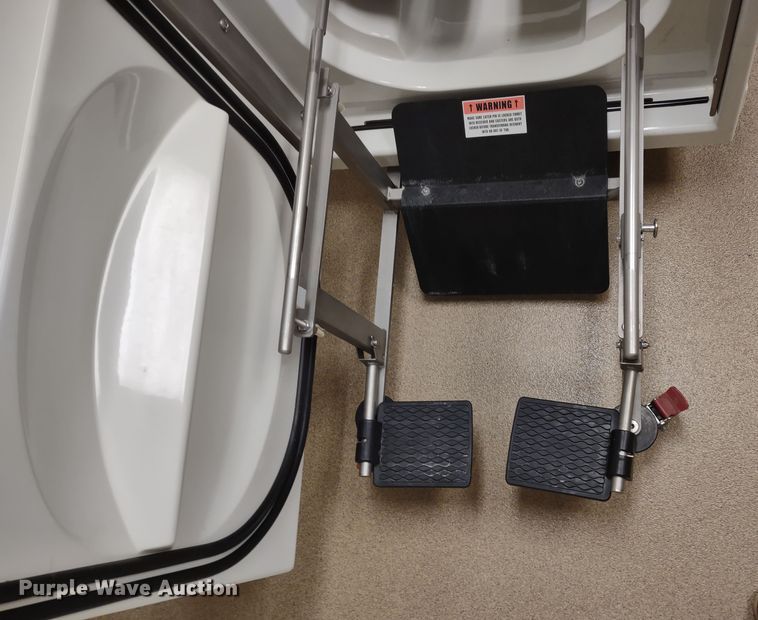 image for item MD9508 Apollo 200348  bath tub