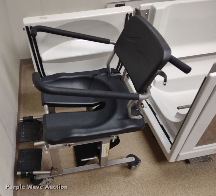 image for item MD9508 Apollo 200348  bath tub