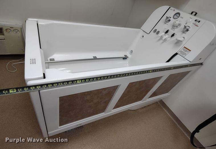 image for item MD9508 Apollo 200348  bath tub