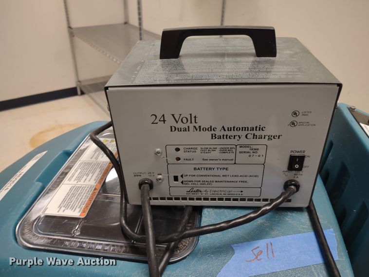 image for item MD9514 Tennant 5280  floor scrubber