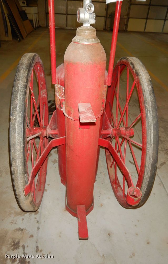 image for item MI9297 Dry chemical cart