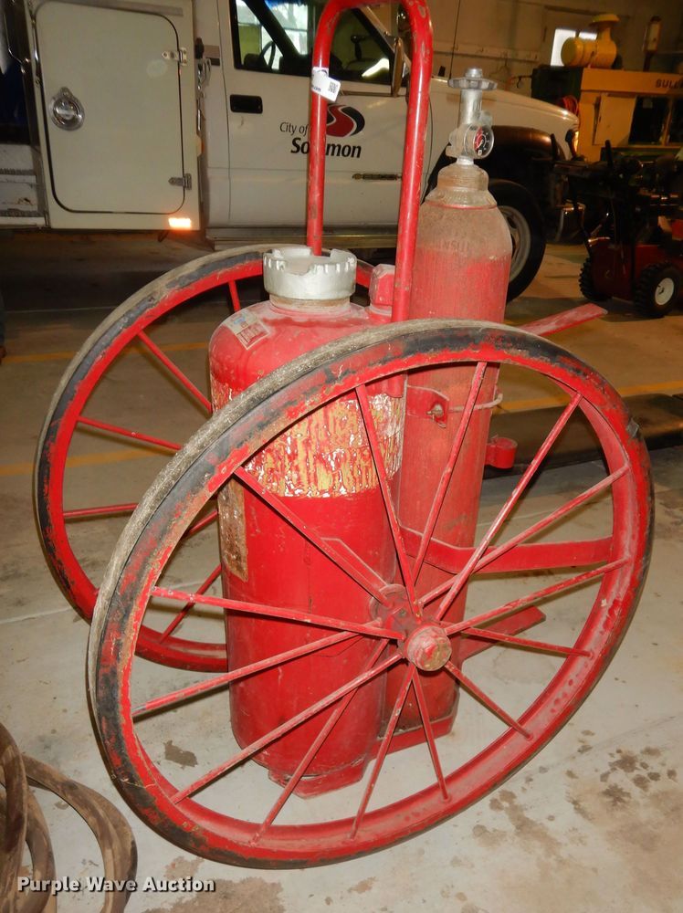 image for item MI9297 Dry chemical cart