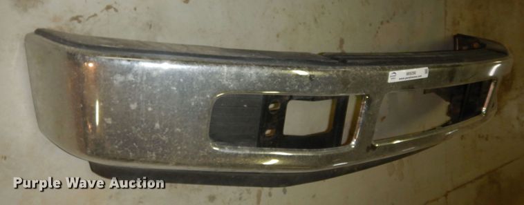 image for item MI9298 2008 Ford F350  front bumper