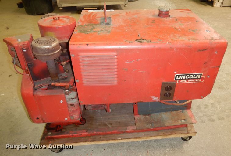 image for item MI9301 Lincoln Electric Lincwelder DC225/3-AS  welder/generator