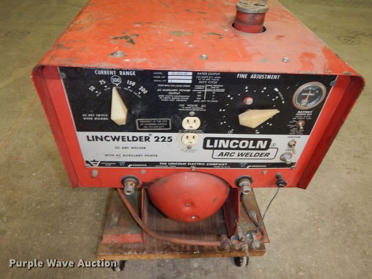 image for item MI9301 Lincoln Electric Lincwelder DC225/3-AS  welder/generator