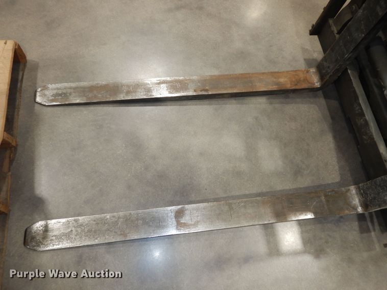 image for item MI9304 Clark TM20  forklift