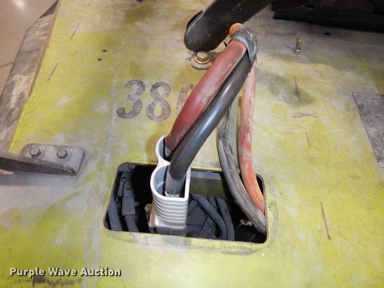 image for item MI9304 Clark TM20  forklift