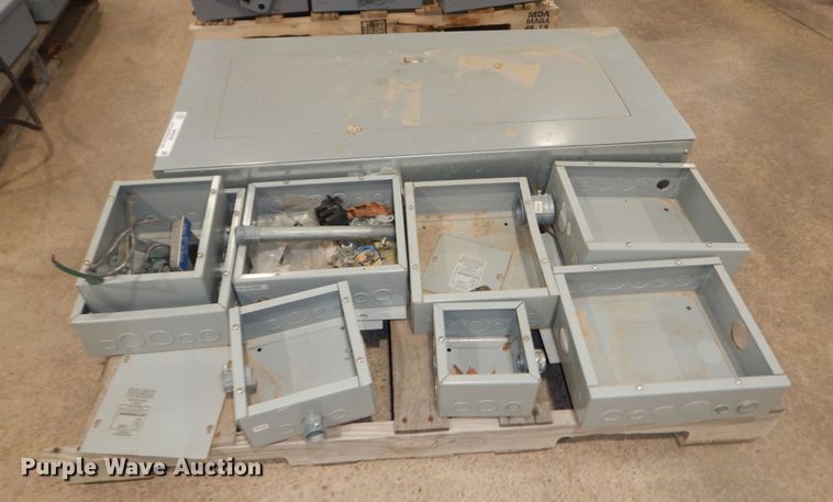 image for item MI9306 (34) Square D safety switches