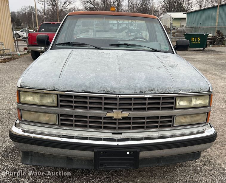 image for item MM9279 1990 Chevrolet Cheyenne 1500  pickup truck