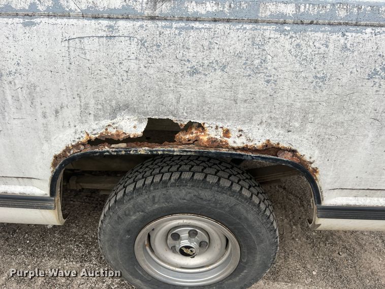 image for item MM9279 1990 Chevrolet Cheyenne 1500  pickup truck