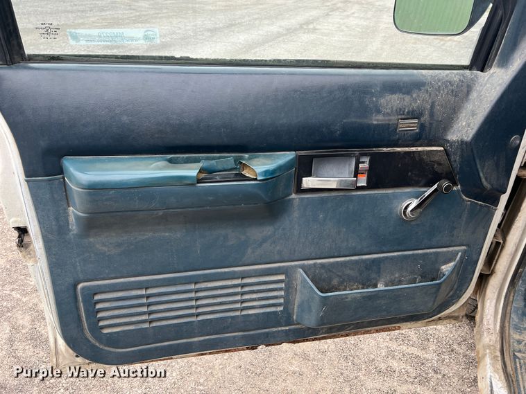 image for item MM9279 1990 Chevrolet Cheyenne 1500  pickup truck