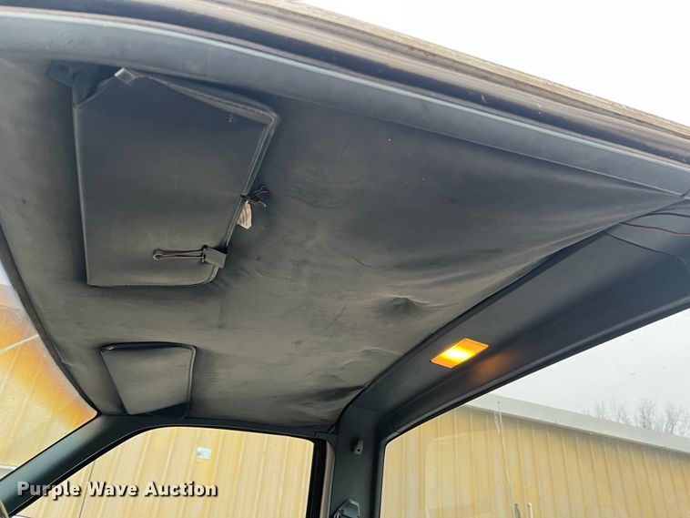 image for item MM9279 1990 Chevrolet Cheyenne 1500  pickup truck