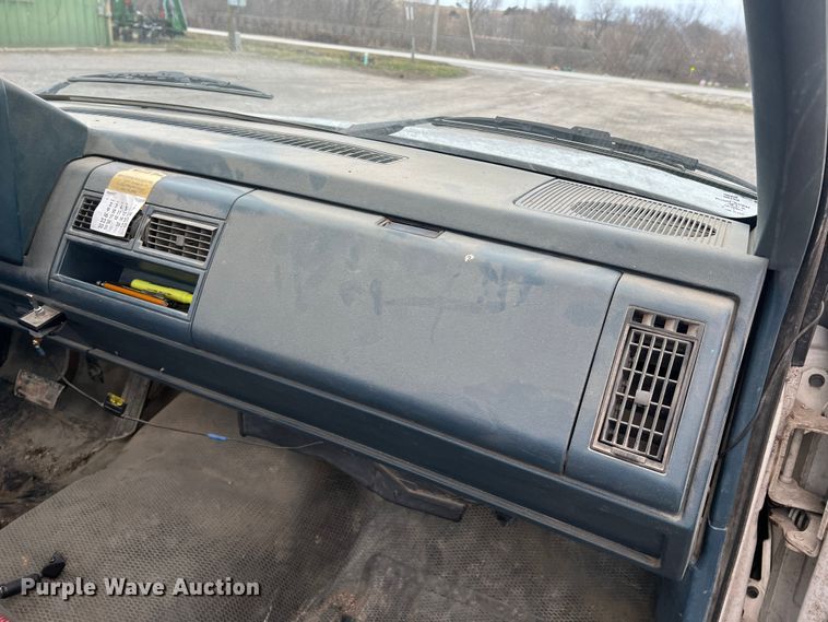 image for item MM9279 1990 Chevrolet Cheyenne 1500  pickup truck