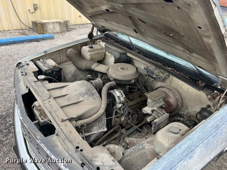 image for item MM9279 1990 Chevrolet Cheyenne 1500  pickup truck