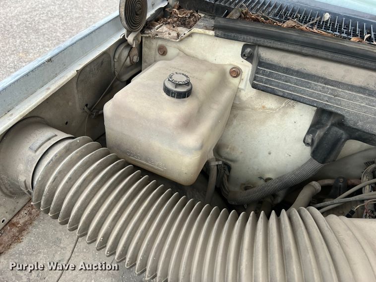 image for item MM9279 1990 Chevrolet Cheyenne 1500  pickup truck