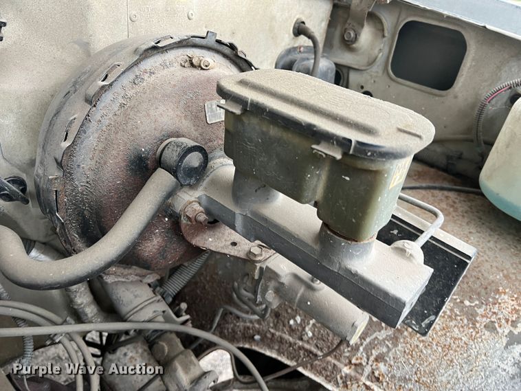 image for item MM9279 1990 Chevrolet Cheyenne 1500  pickup truck