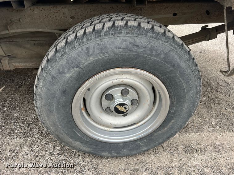 image for item MM9279 1990 Chevrolet Cheyenne 1500  pickup truck