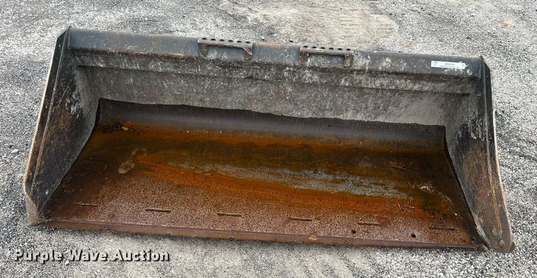 image for item MM9280 Bobcat 74HD C-1  skid steer bucket