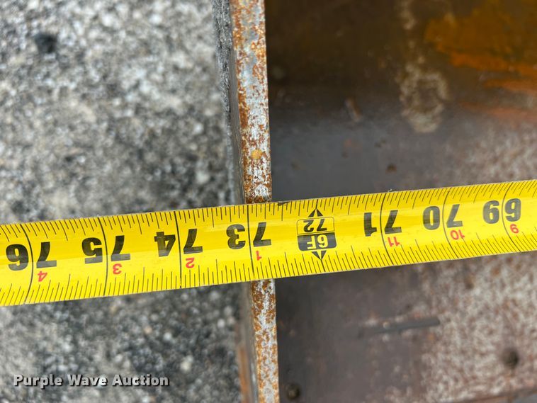 image for item MM9280 Bobcat 74HD C-1  skid steer bucket