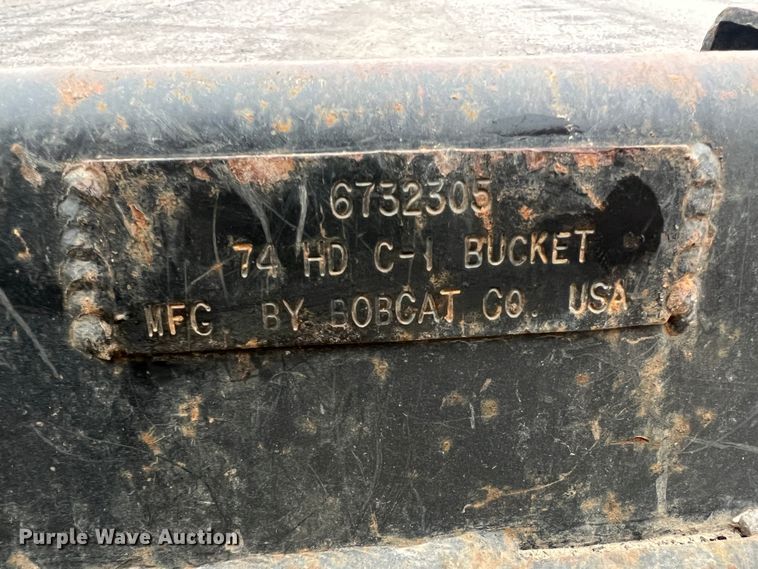 image for item MM9280 Bobcat 74HD C-1  skid steer bucket