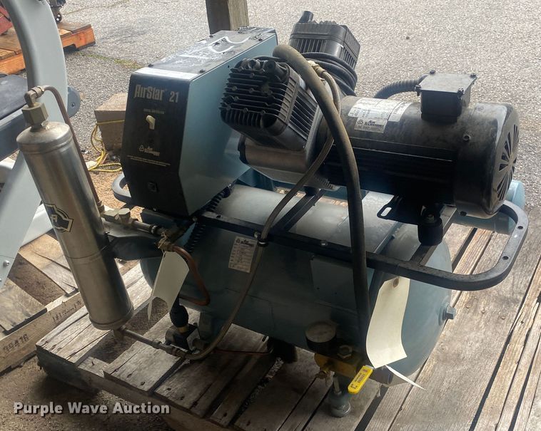 image for item MM9672 Air Techniques AirStar 21  air compressor