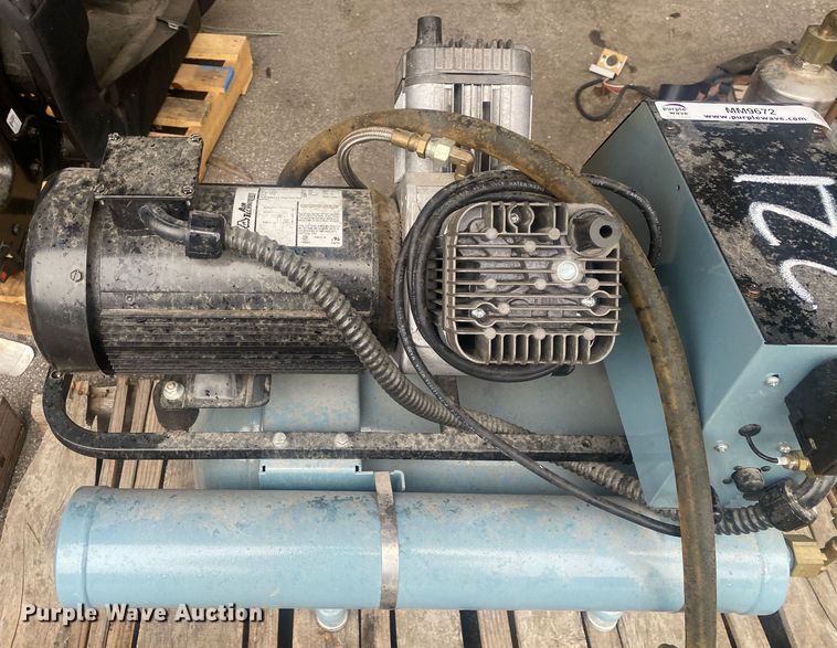 image for item MM9672 Air Techniques AirStar 21  air compressor