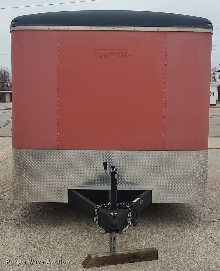 image for item MM9924 2005 Doolittle  enclosed cargo trailer