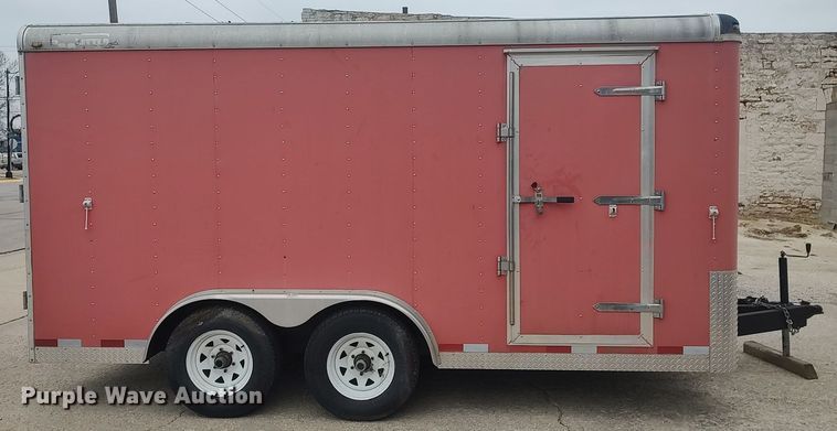 image for item MM9924 2005 Doolittle  enclosed cargo trailer