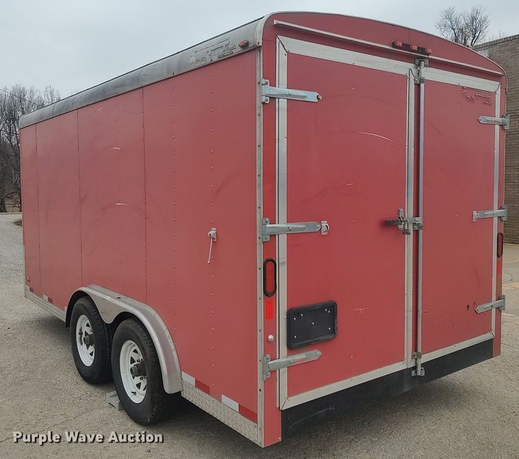 image for item MM9924 2005 Doolittle  enclosed cargo trailer