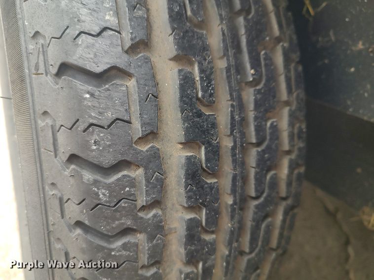 image for item MM9924 2005 Doolittle  enclosed cargo trailer